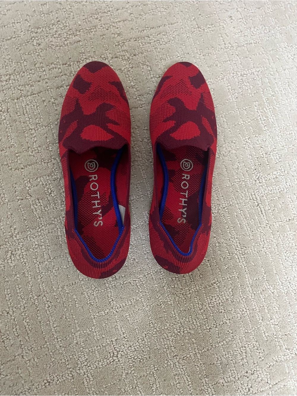 Rothy's Red Patterned Slip-On Flats women’s size 7 - Picture 2 of 3